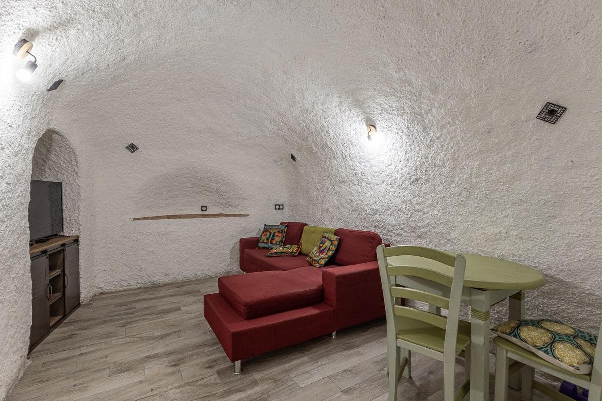 5 soverom Hus til salgs i Granada by - € 470 000 (Ref: 9849324)