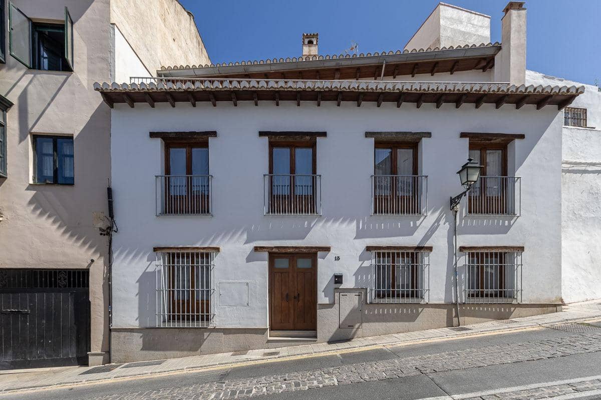 5 soverom Hus til salgs i Granada by - € 470 000 (Ref: 9849324)