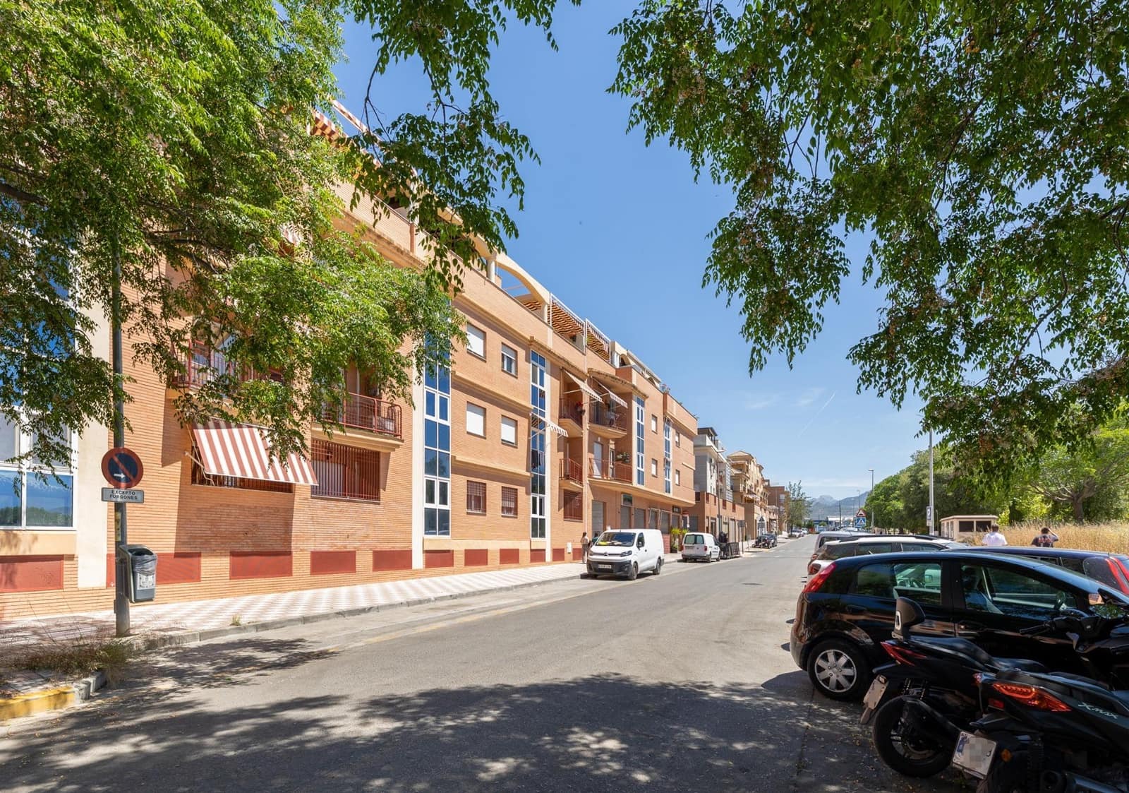 2 bedroom Flat for sale in Albolote - € 159,000 (Ref: 9860075)