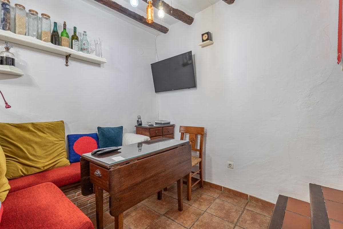 1 slaapkamer Rijtjeshuis te koop in Granada stad - € 225.000 (Ref: 9860077)