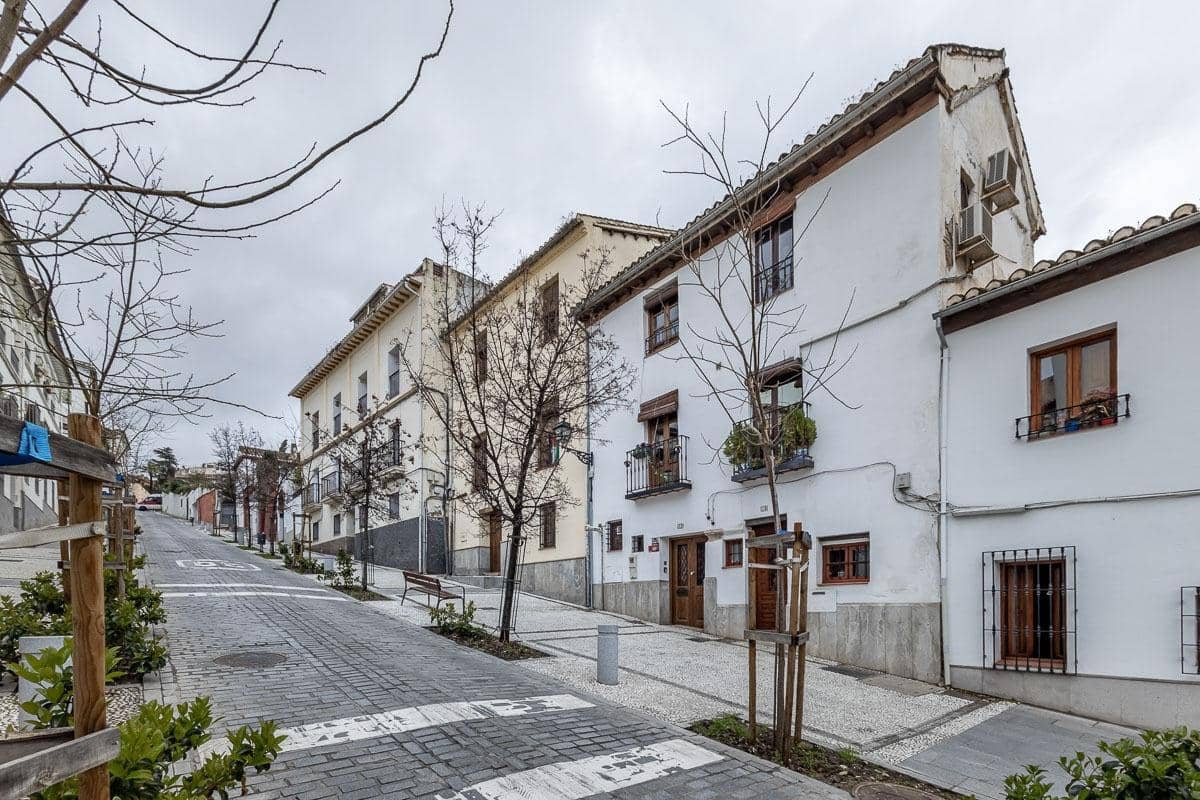 1 slaapkamer Rijtjeshuis te koop in Granada stad - € 225.000 (Ref: 9860077)