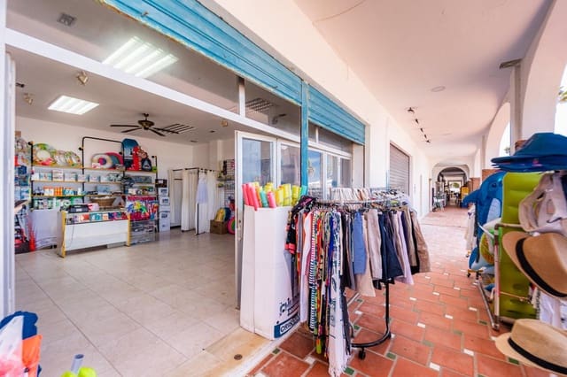 2 quarto Comercial para venda em Salobreña - 258 000 € (Ref: 9861850)