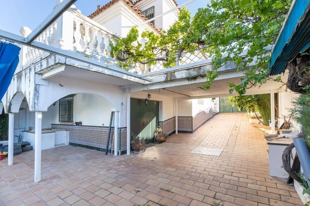 6 sovrum Radhus till salu i Peligros med pool - 290 000 € (Ref: 9866984)