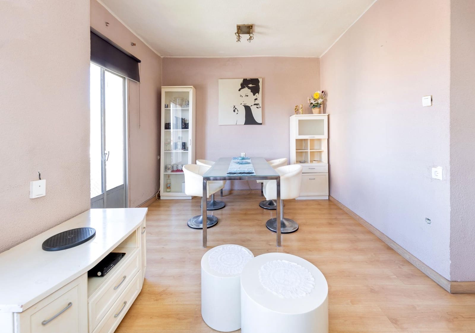 2 bedroom Flat for sale in Granada city - € 135,000 (Ref: 9868556)