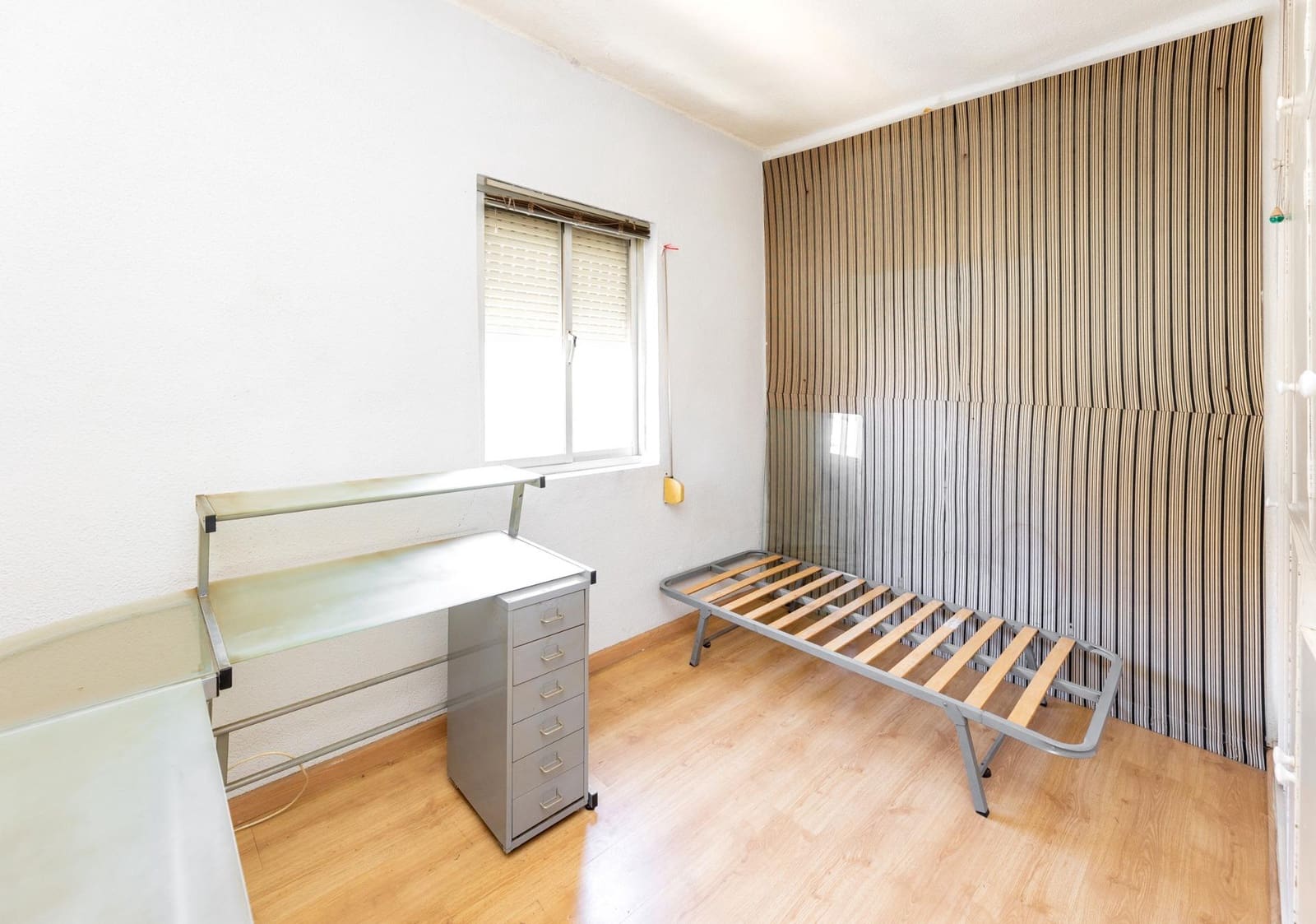 2 bedroom Flat for sale in Granada city - € 135,000 (Ref: 9868556)