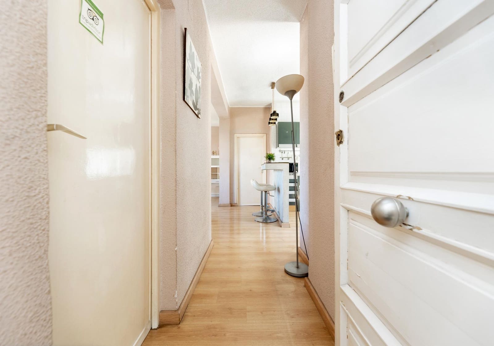 2 bedroom Flat for sale in Granada city - € 135,000 (Ref: 9868556)