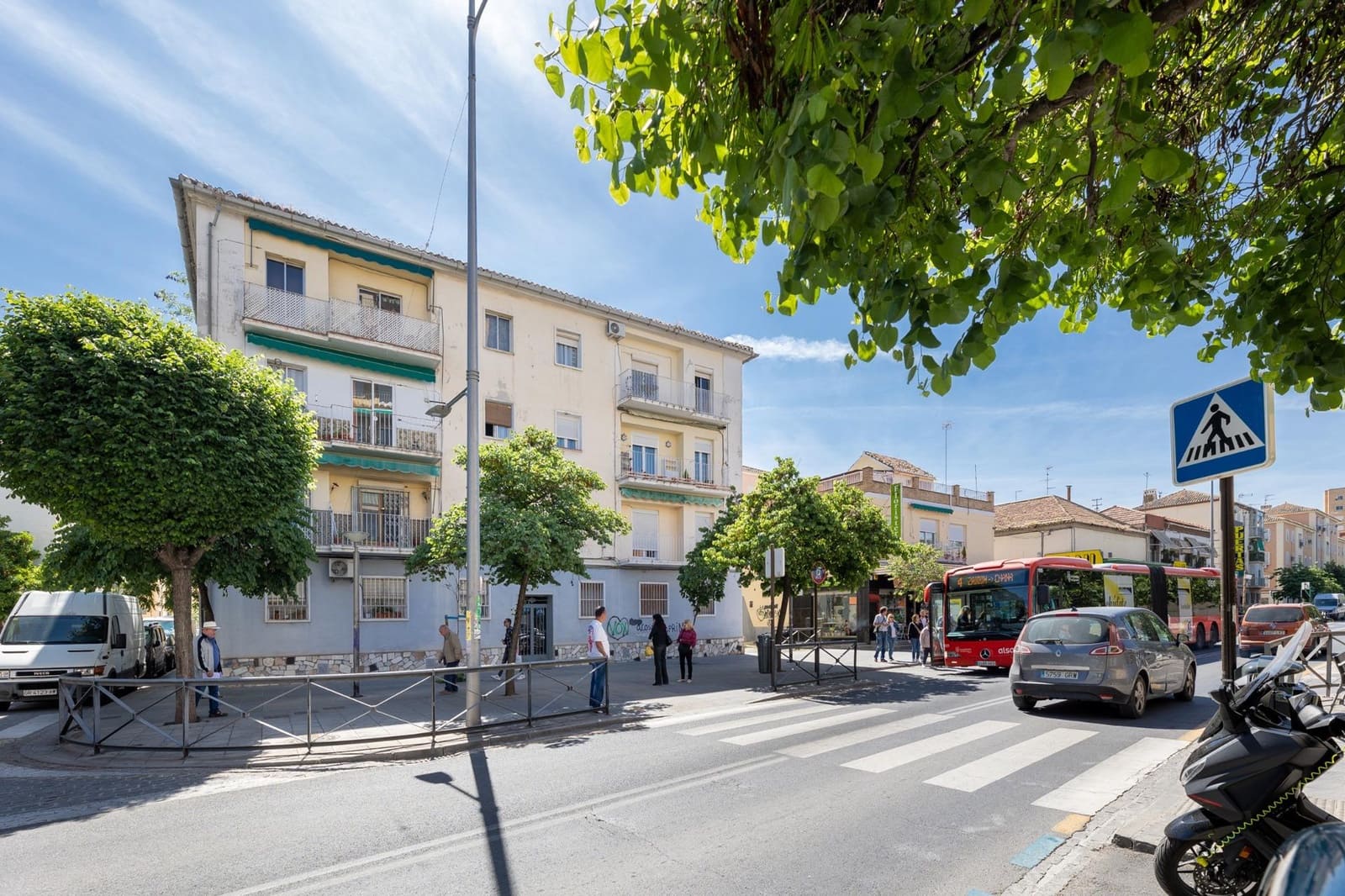 2 bedroom Flat for sale in Granada city - € 135,000 (Ref: 9868556)