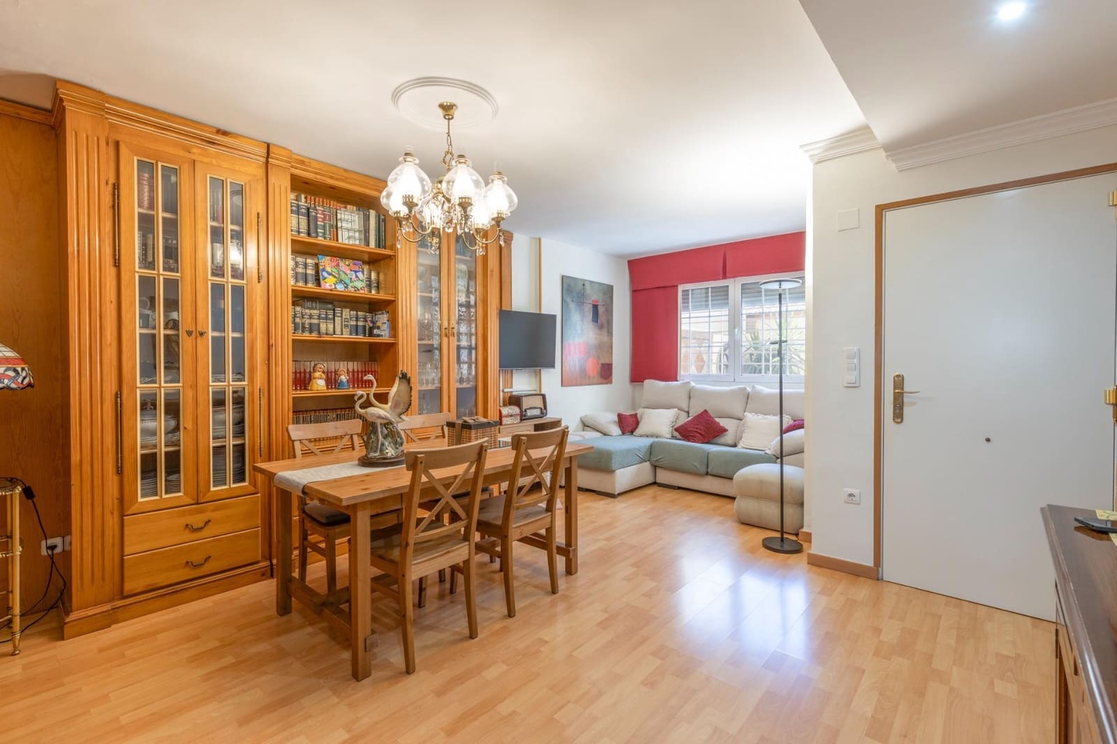 5 slaapkamer Rijtjeshuis te koop in Armilla met garage - € 295.000 (Ref: 9884763)