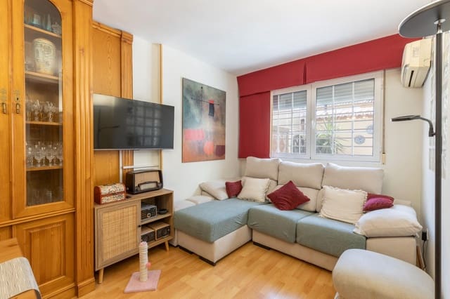 Adosado de 5 habitaciones en Armilla en venta con garaje - 295.000 € (Ref: 9884763)