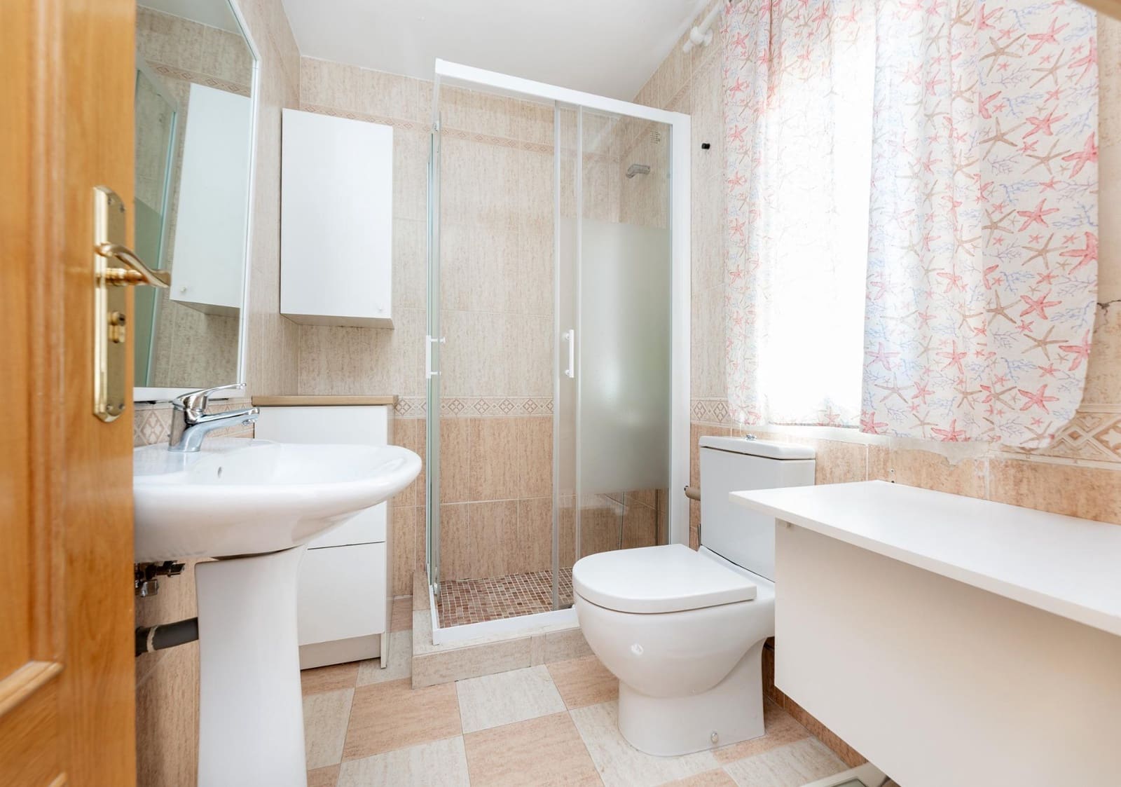 4 quarto Moradia em Banda para venda em La Zubia com piscina - 269 500 € (Ref: 9884764)