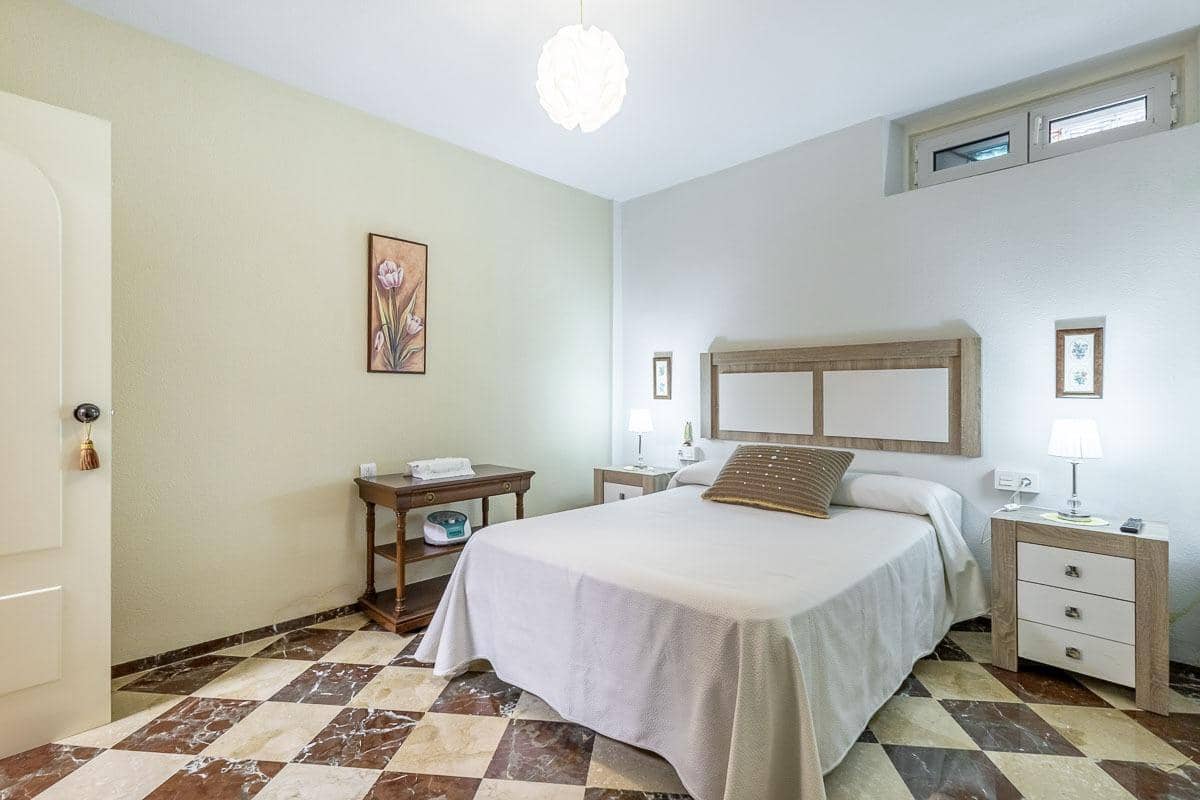 4 sovrum Lägenhet till salu i Cenes de la Vega med pool garage - 219 000 € (Ref: 9890352)