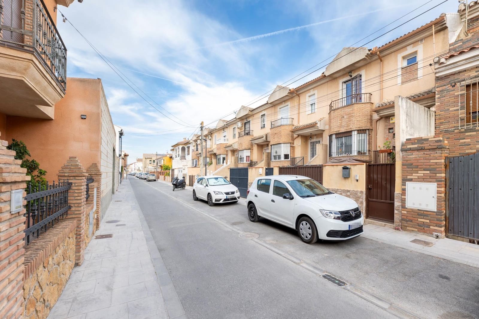 3 Zimmer Haus zu verkaufen in Cijuela mit Garage - 165.000 € (Ref: 9890353)