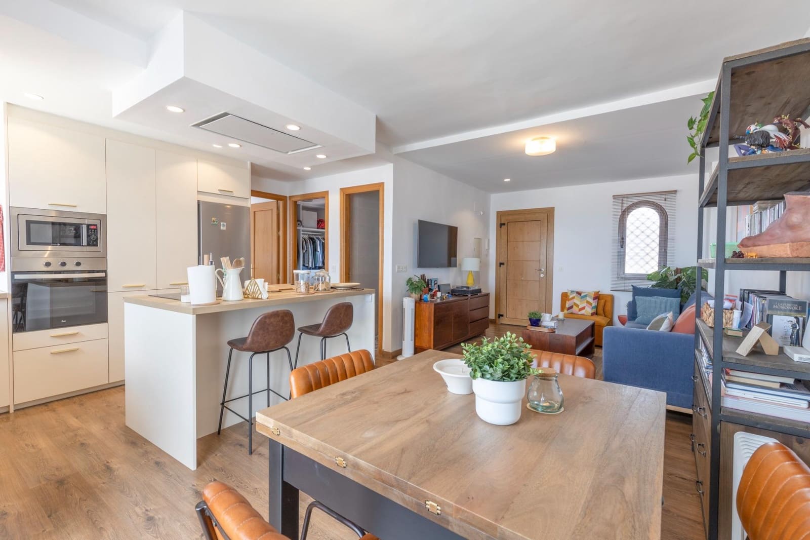 2 Zimmer Penthouse zu verkaufen in La Zubia mit Garage - 265.000 € (Ref: 9892316)