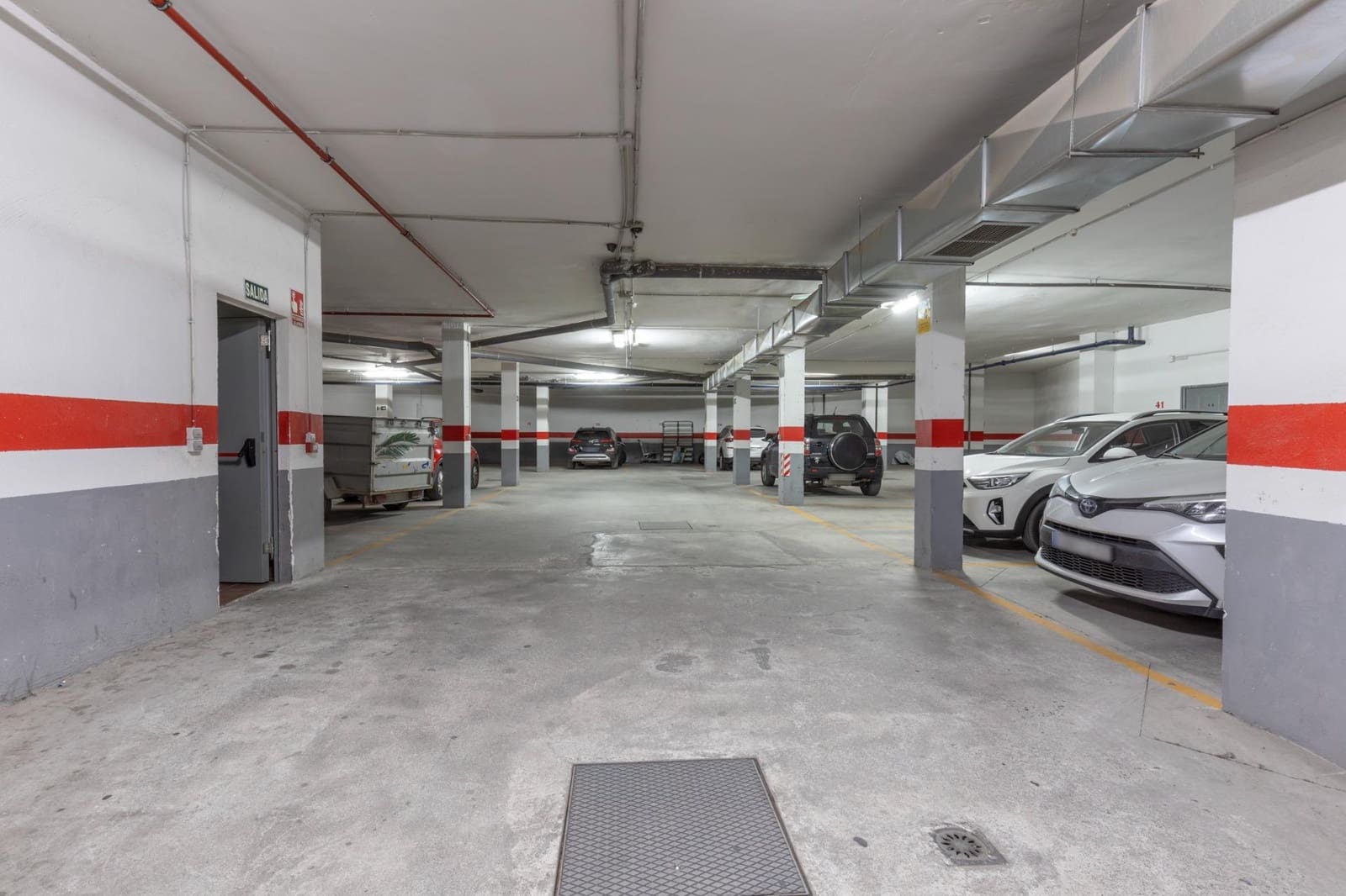 2 Zimmer Penthouse zu verkaufen in La Zubia mit Garage - 265.000 € (Ref: 9892316)
