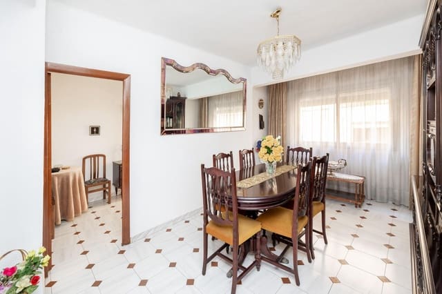 3 sovrum Lägenhet till salu i Granada stad - 197 000 € (Ref: 9896302)