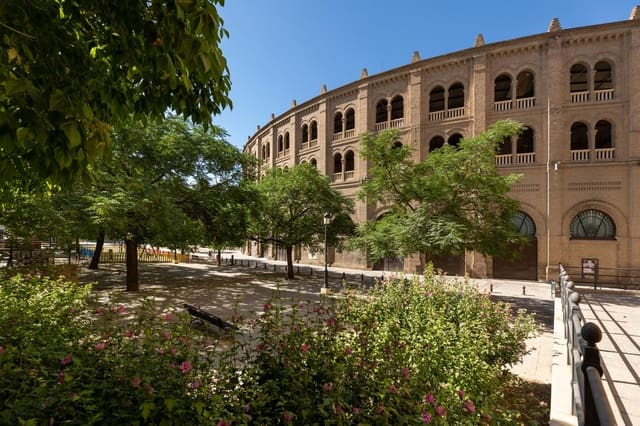 3 sovrum Lägenhet till salu i Granada stad - 197 000 € (Ref: 9896302)