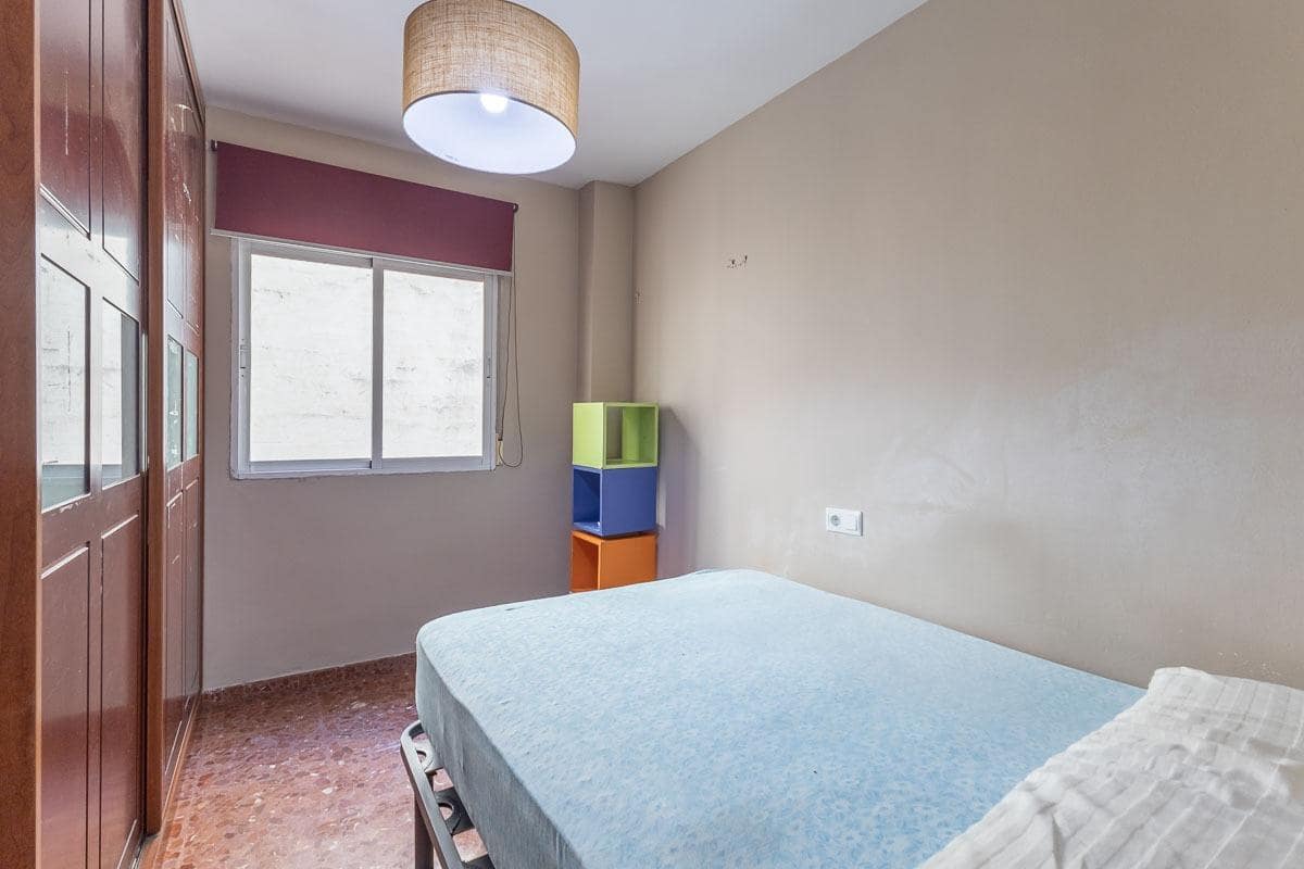 2 bedroom Flat for sale in Maracena with garage - € 164,000 (Ref: 9896303)