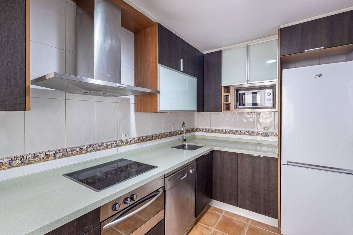 2 bedroom Flat for sale in Maracena with garage - € 164,000 (Ref: 9896303)