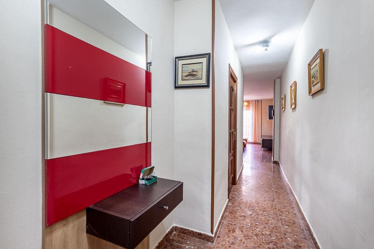2 bedroom Flat for sale in Maracena with garage - € 164,000 (Ref: 9896303)