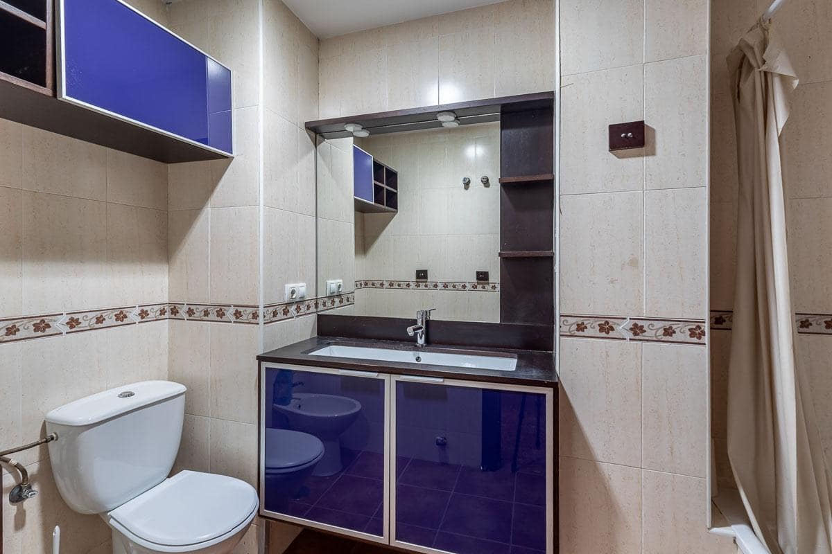 2 bedroom Flat for sale in Maracena with garage - € 164,000 (Ref: 9896303)