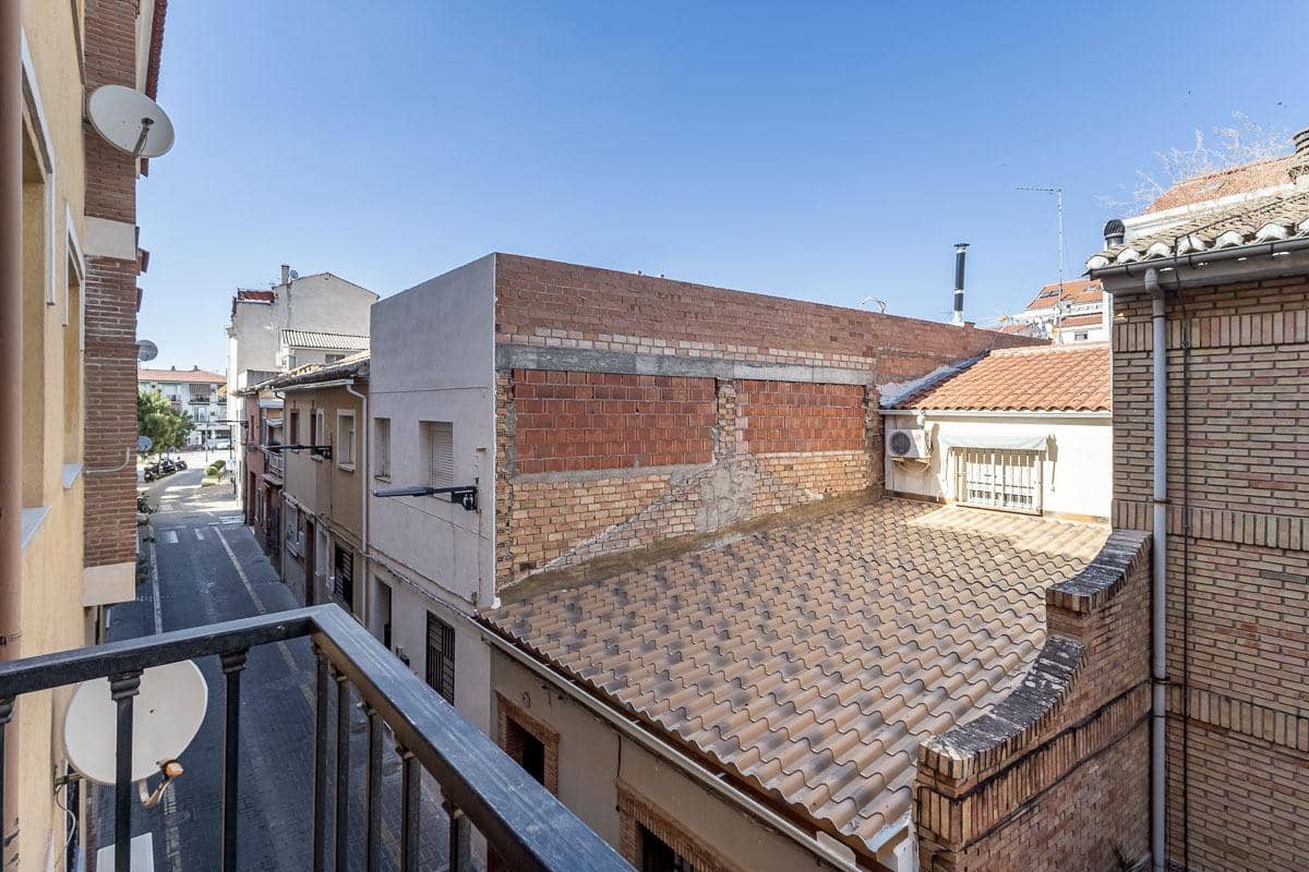 2 bedroom Flat for sale in Maracena with garage - € 164,000 (Ref: 9896303)