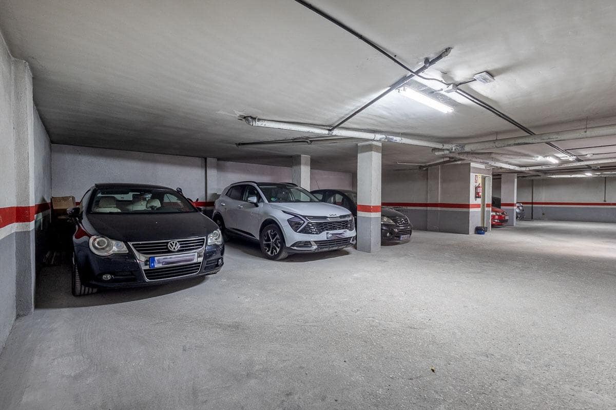 2 bedroom Flat for sale in Maracena with garage - € 164,000 (Ref: 9896303)