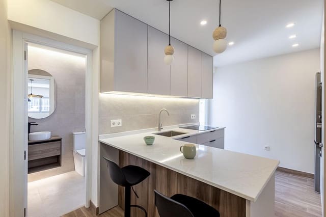 Casa de 3 habitaciones en Armilla en venta - 249.000 € (Ref: 9896304)