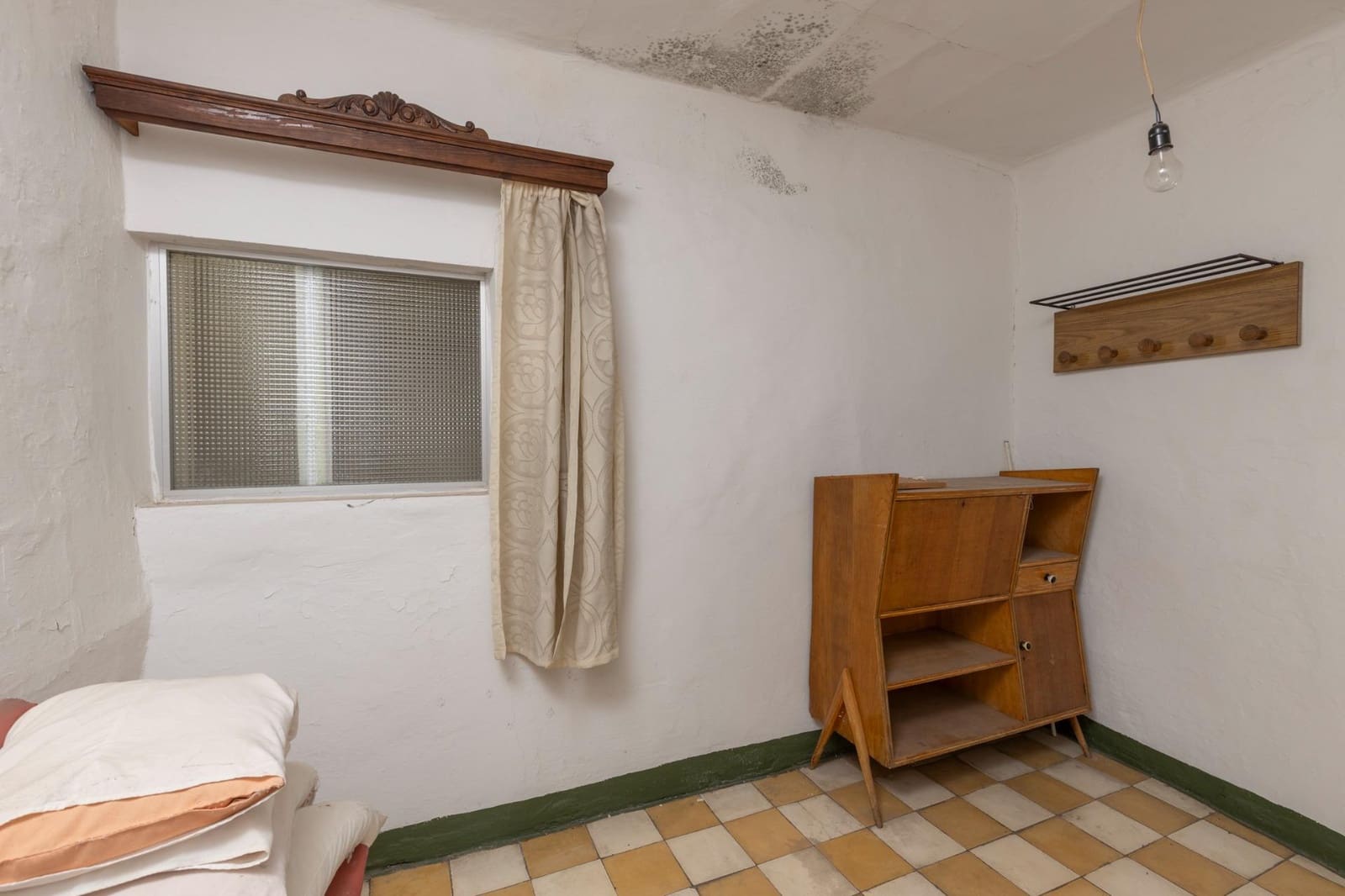12 bedroom Finca/Country House for sale in Huetor Vega with garage - € 495,000 (Ref: 9899156)