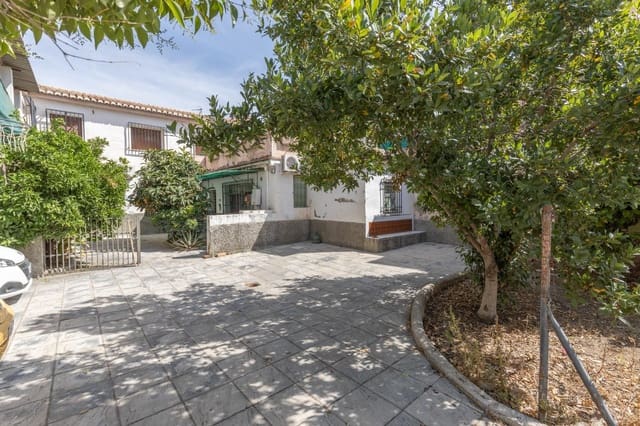 12 sovrum Finca/Hus på landet till salu i Huétor Vega med garage - 495 000 € (Ref: 9899156)