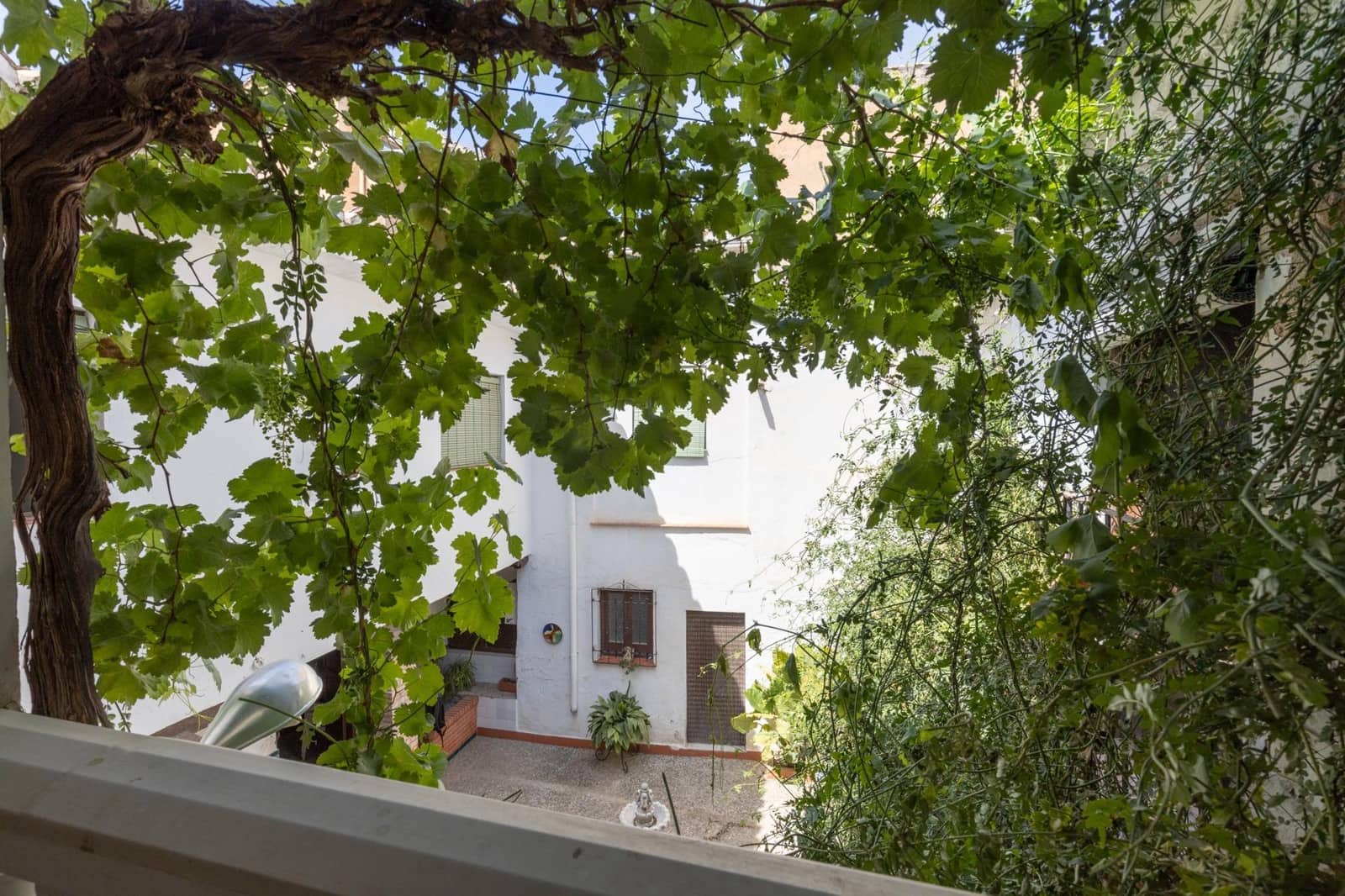 12 bedroom Finca/Country House for sale in Huetor Vega with garage - € 495,000 (Ref: 9899156)
