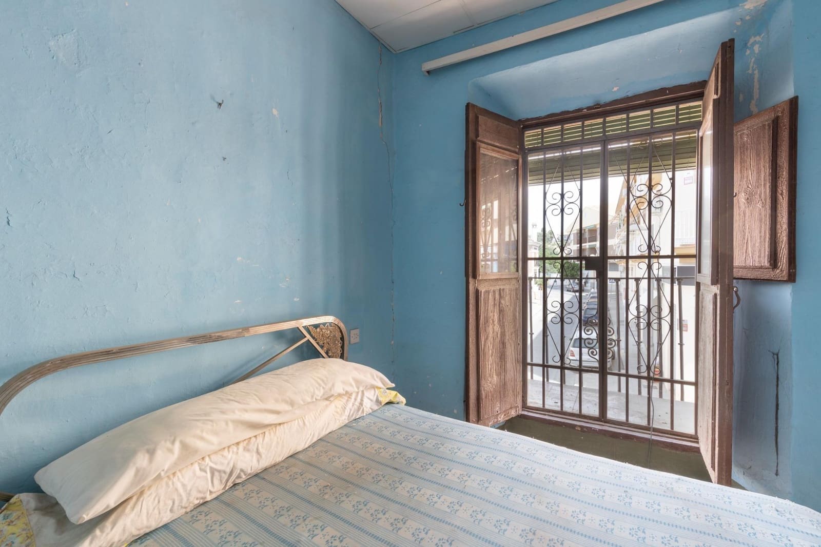 12 bedroom Finca/Country House for sale in Huetor Vega with garage - € 495,000 (Ref: 9899156)