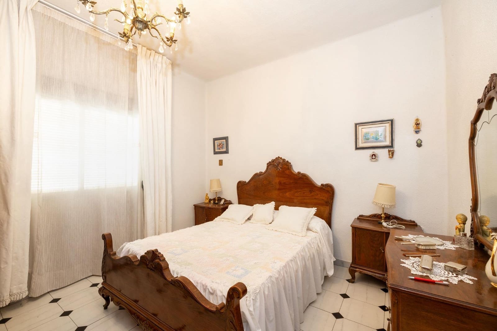 3 slaapkamer Flat te koop in Granada stad - € 124.900 (Ref: 9899158)