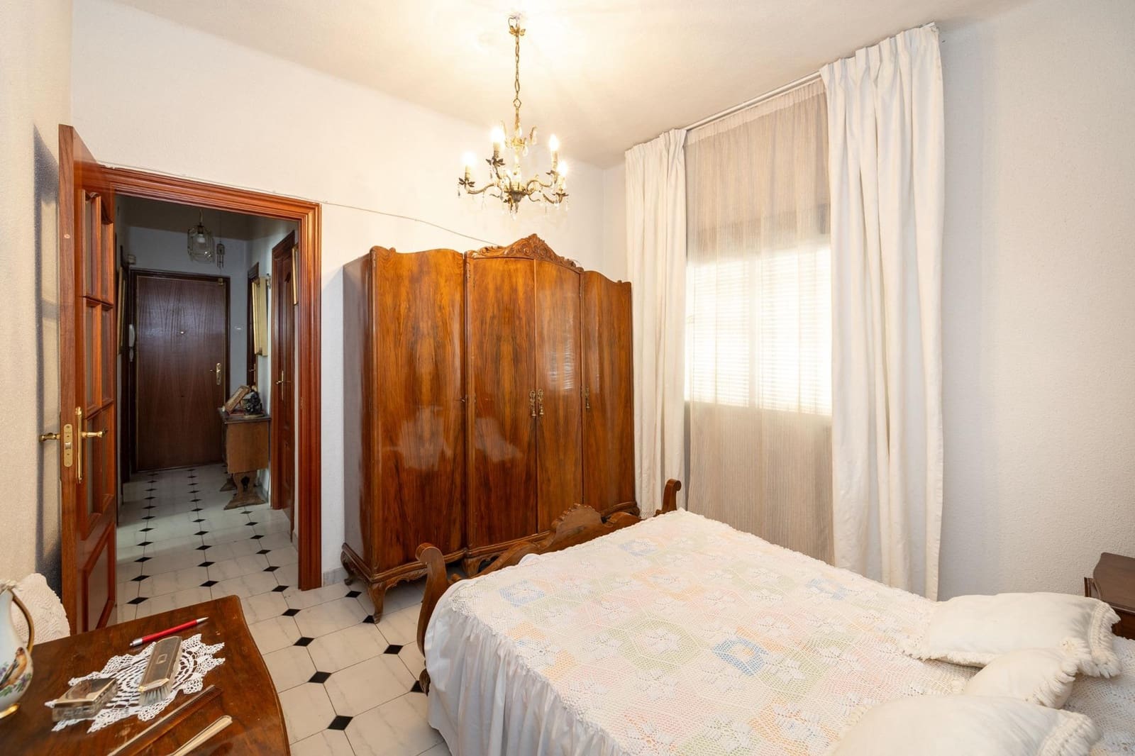 3 slaapkamer Flat te koop in Granada stad - € 124.900 (Ref: 9899158)