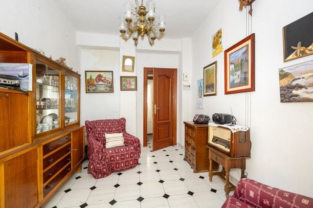 3 slaapkamer Flat te koop in Granada stad - € 124.900 (Ref: 9899158)