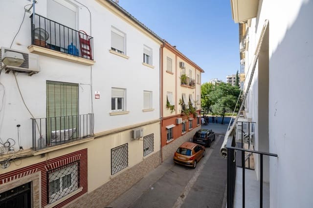 3 slaapkamer Flat te koop in Granada stad - € 124.900 (Ref: 9899158)
