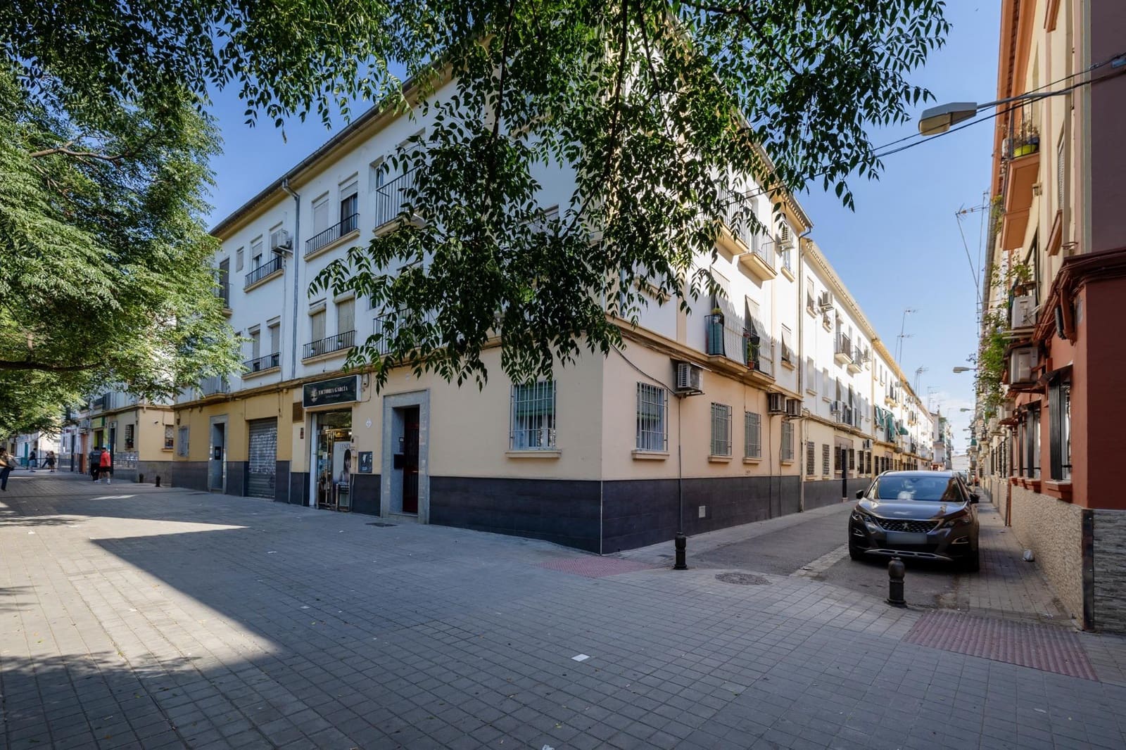 3 slaapkamer Flat te koop in Granada stad - € 124.900 (Ref: 9899158)