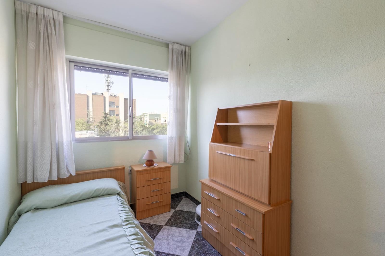 4 makuuhuone Asunto myytävänä paikassa Granada kaupunki - 345 000 € (Ref: 9903903)
