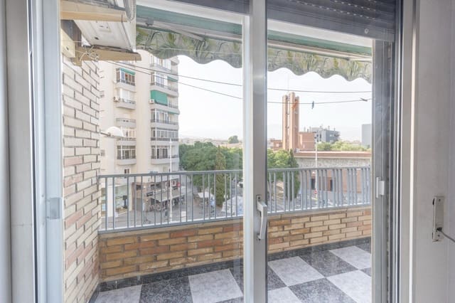 4 makuuhuone Asunto myytävänä paikassa Zaidin, Granada kaupunki - 345 000 € (Ref: 9903903)