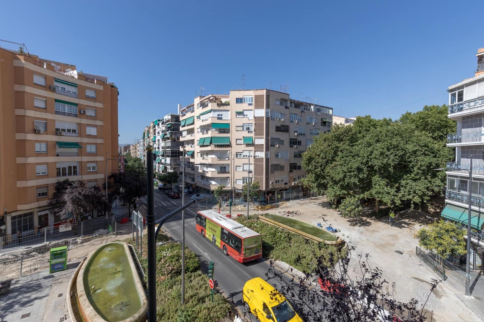 2 Zimmer Wohnung zu verkaufen in Granada Stadt - 220.000 € (Ref: 9907559)