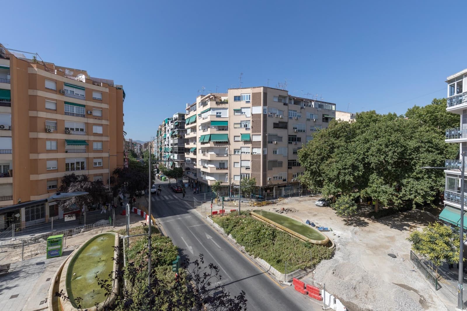 2 Zimmer Wohnung zu verkaufen in Granada Stadt - 220.000 € (Ref: 9907559)