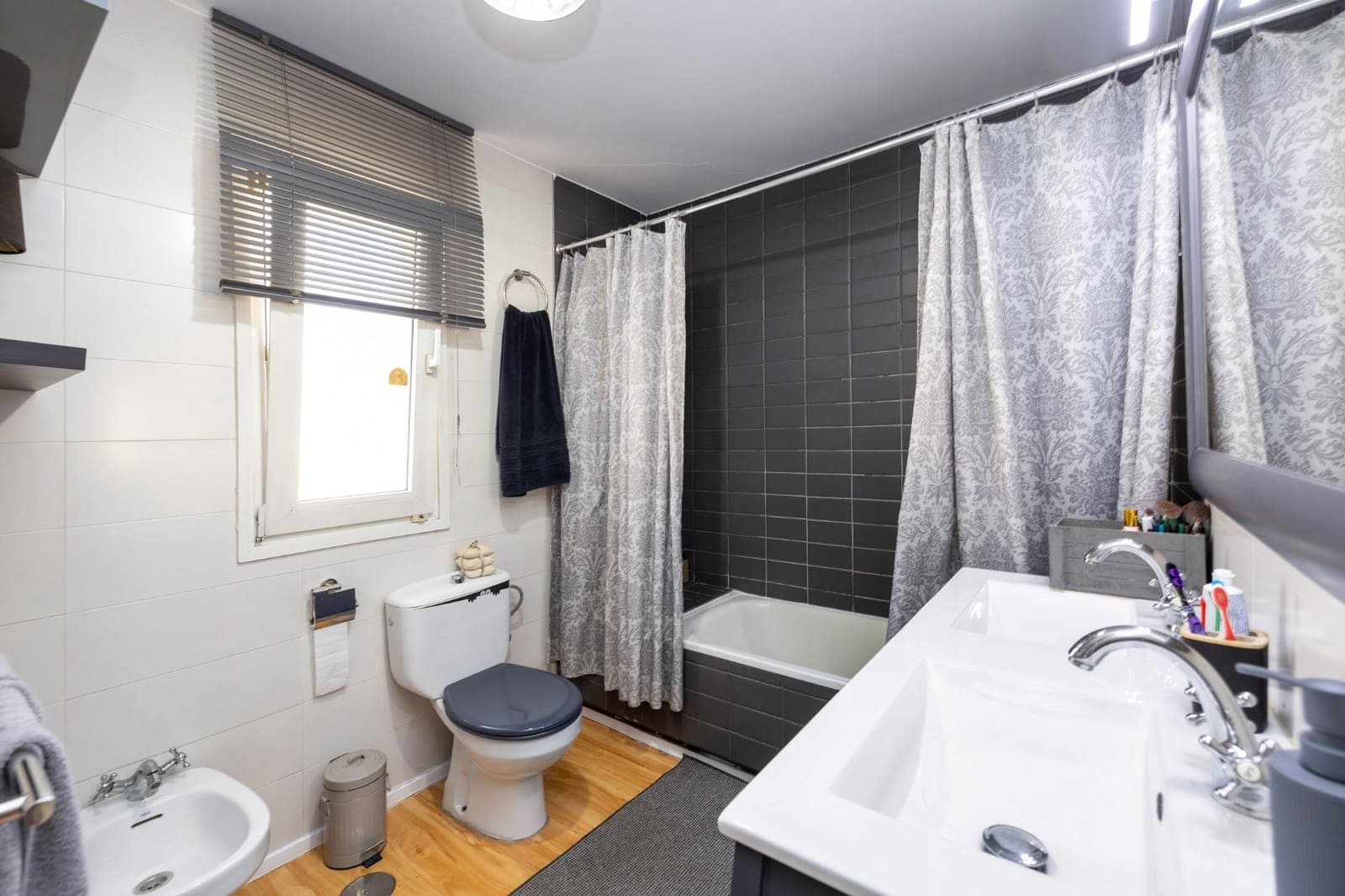 3 soveværelse Rækkehus til salg i Granada by med garage - € 319.000 (Ref: 9911017)