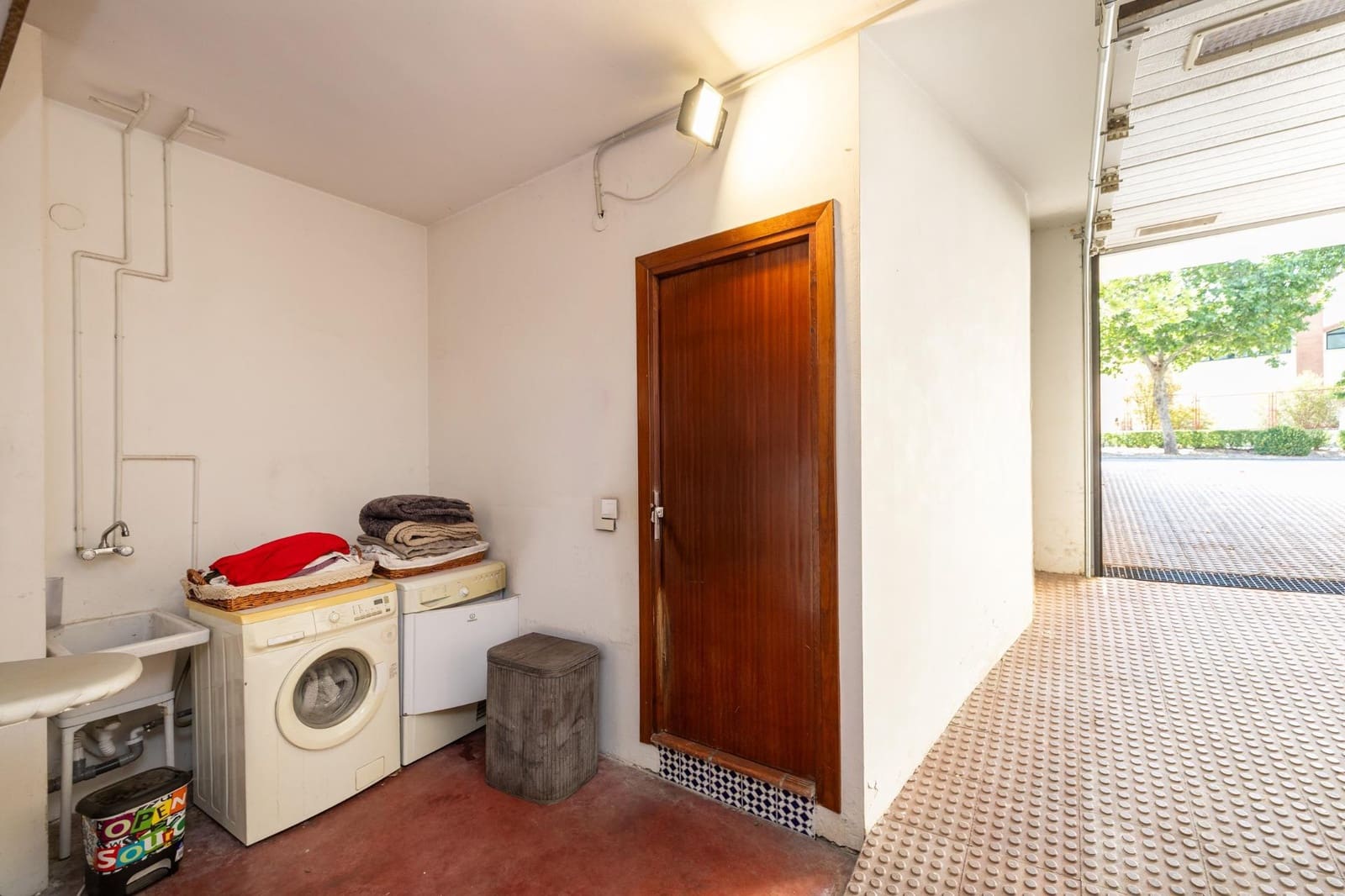 3 soveværelse Rækkehus til salg i Granada by med garage - € 319.000 (Ref: 9911017)