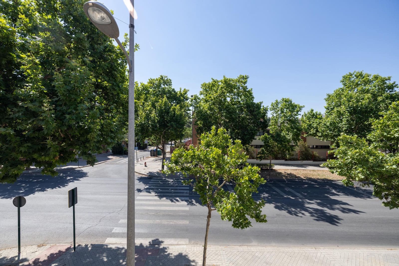 3 soveværelse Rækkehus til salg i Granada by med garage - € 319.000 (Ref: 9911017)