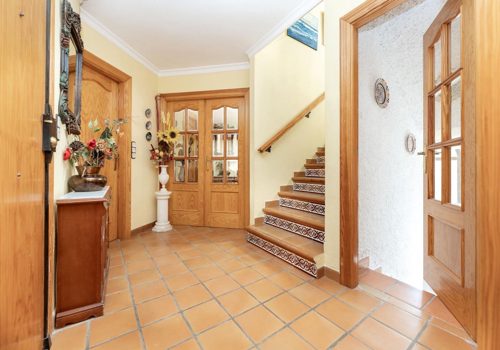 5 bedroom Villa for sale in Albolote with pool - € 330,000 (Ref: 9922274)