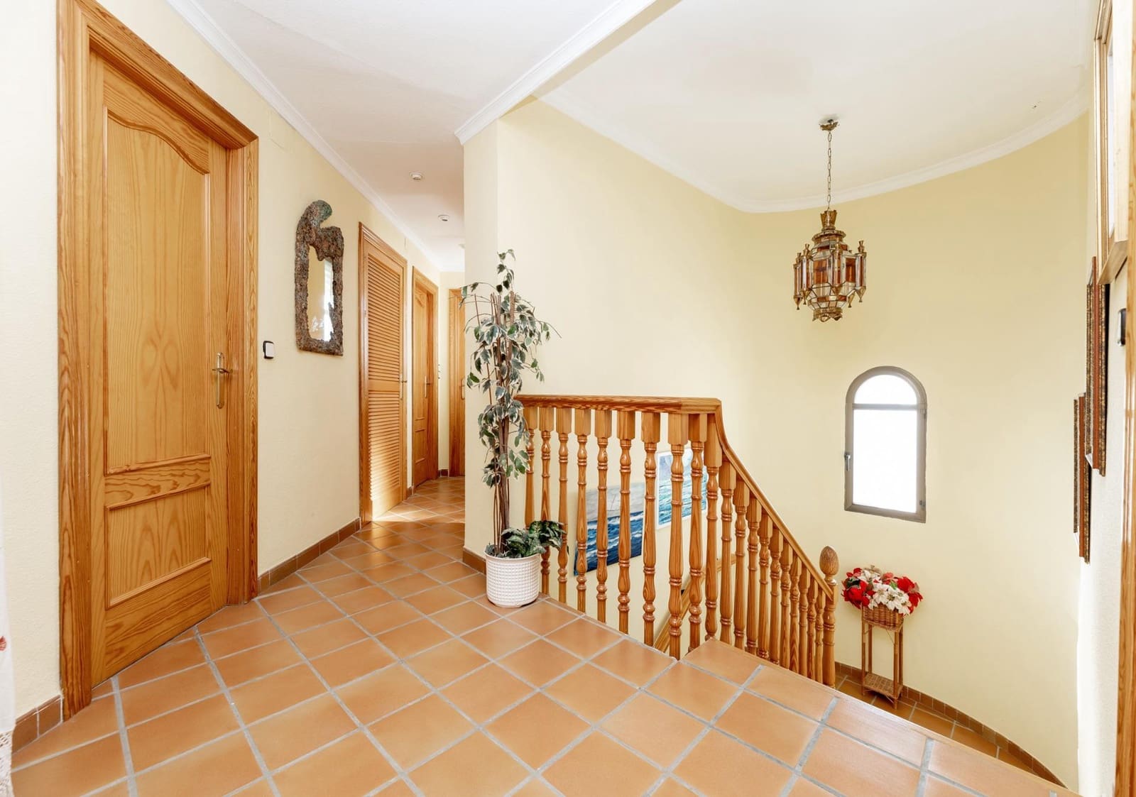 5 bedroom Villa for sale in Albolote with pool - € 330,000 (Ref: 9922274)