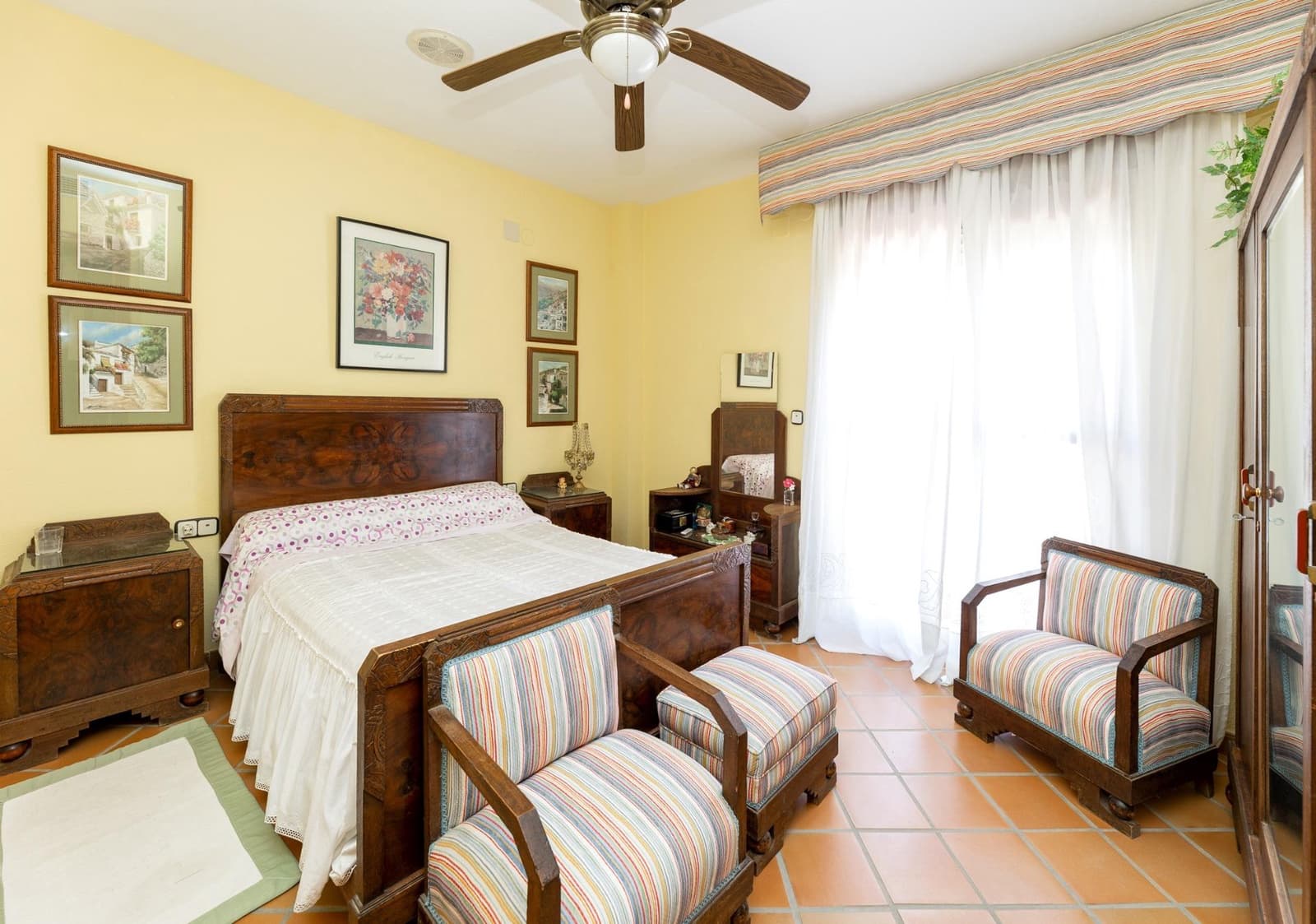 5 bedroom Villa for sale in Albolote with pool - € 330,000 (Ref: 9922274)