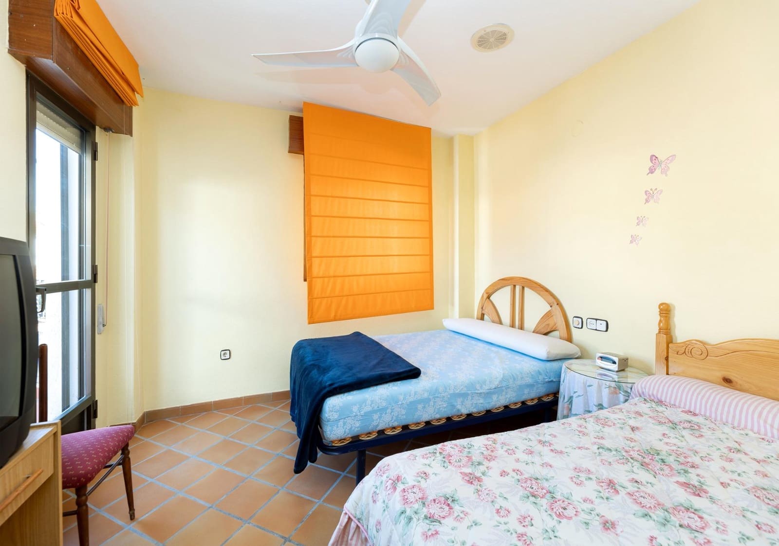 5 bedroom Villa for sale in Albolote with pool - € 330,000 (Ref: 9922274)