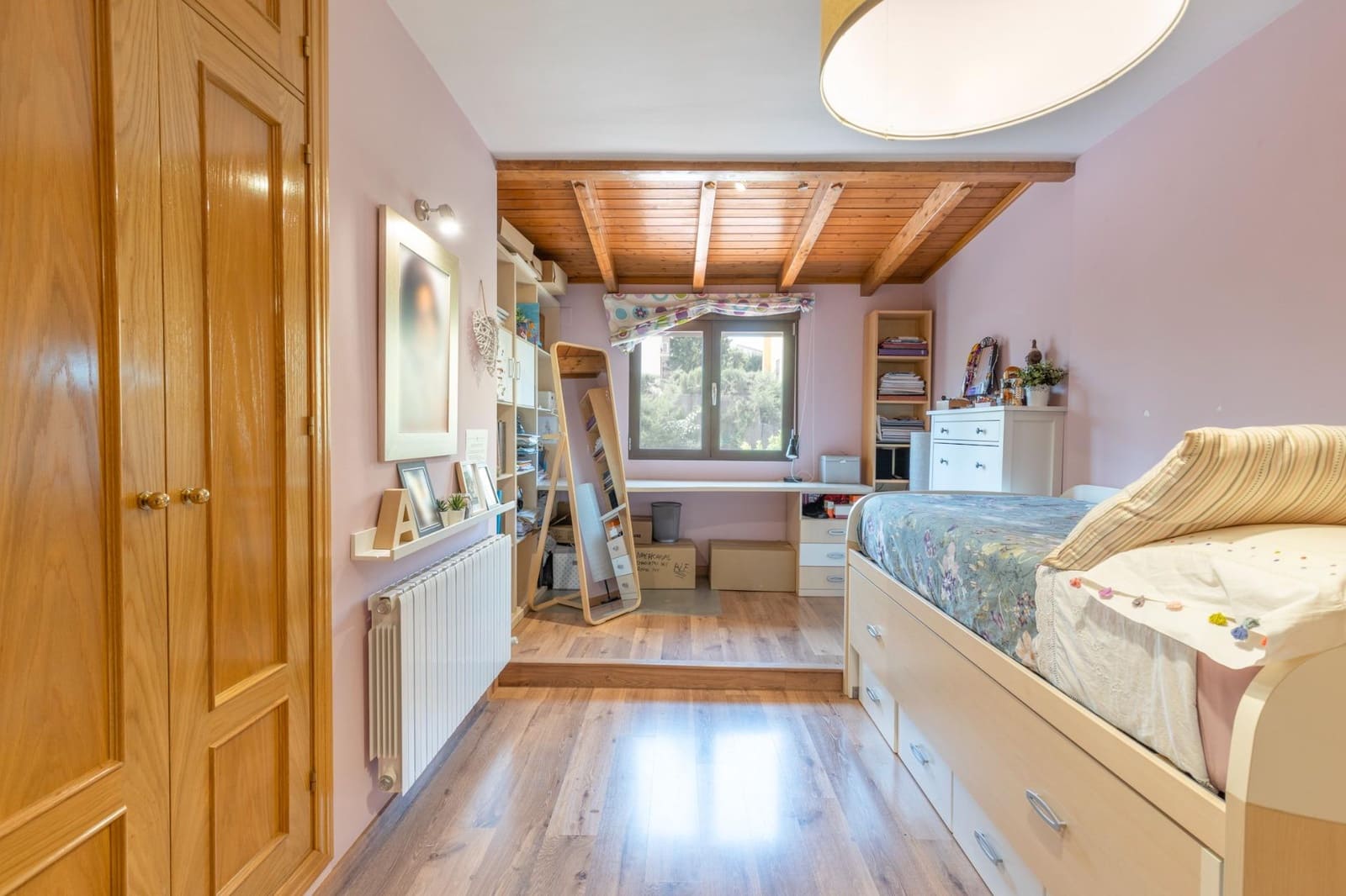 4 bedroom Villa for sale in La Zubia with pool garage - € 389,000 (Ref: 9924598)
