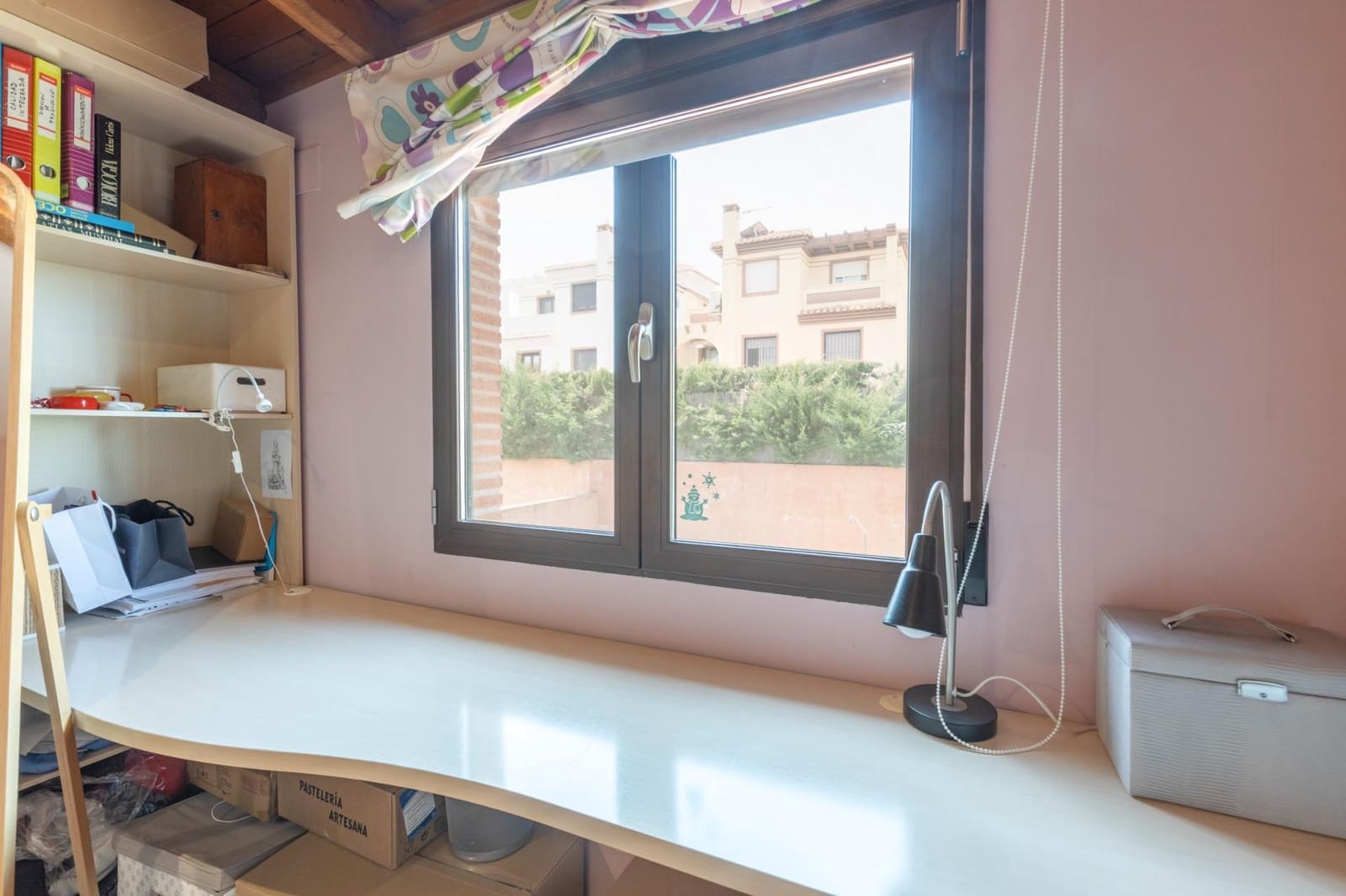 4 bedroom Villa for sale in La Zubia with pool garage - € 389,000 (Ref: 9924598)
