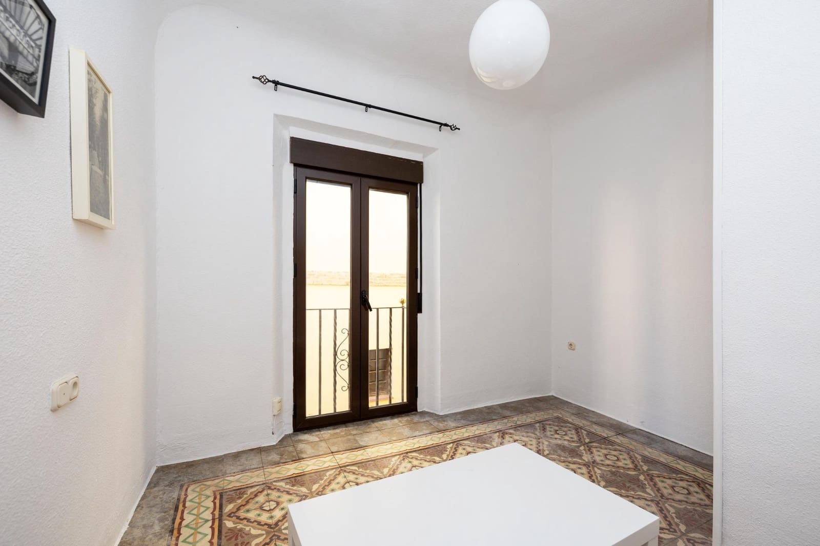 2 soveværelse Lejlighed til salg i Granada by - € 220.000 (Ref: 9927377)